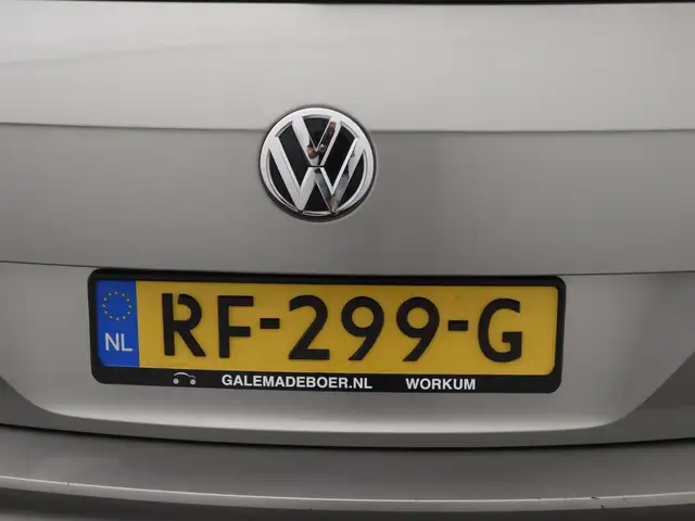Volkswagen Tiguan view 21