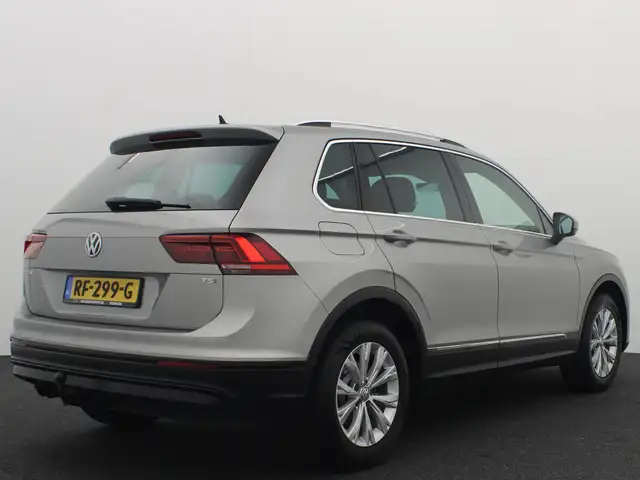 Volkswagen Tiguan view 17