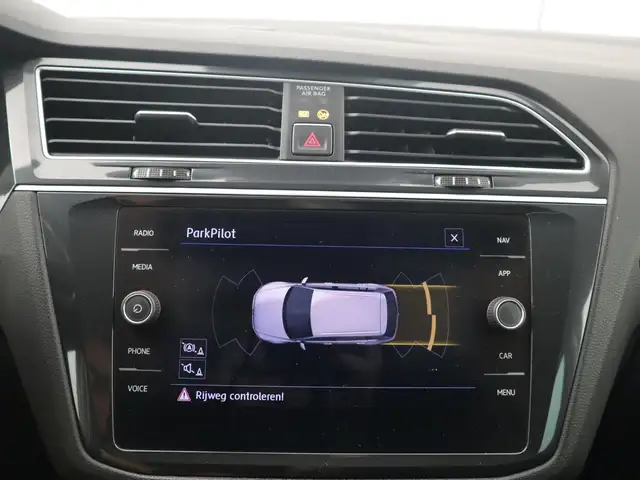 Volkswagen Tiguan view 10