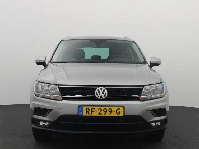 Volkswagen Tiguan view 20