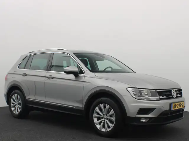 Volkswagen Tiguan view 19