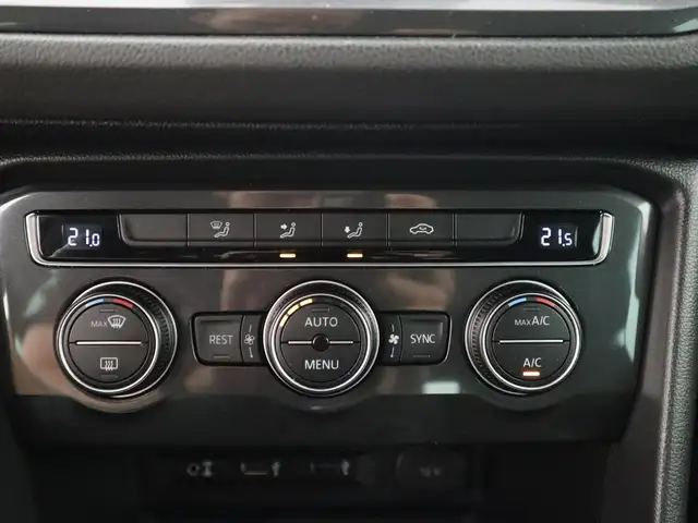 Volkswagen Tiguan view 27