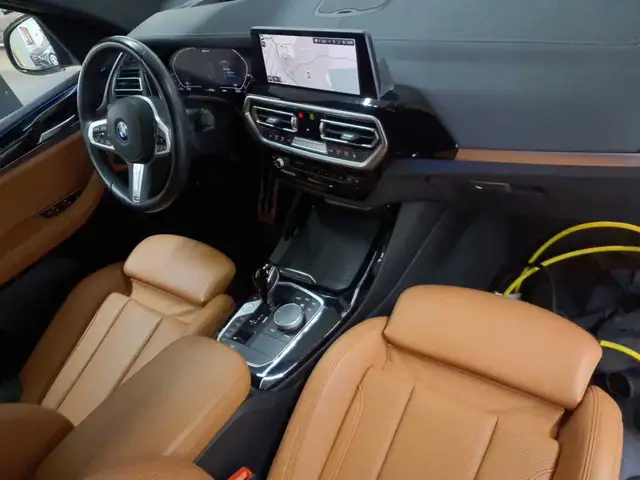 BMW X3 view 14