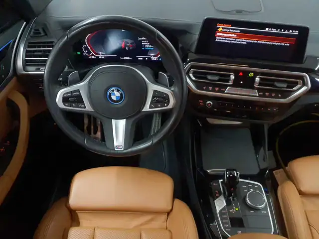BMW X3 view 5