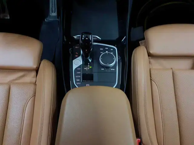 BMW X3 view 7