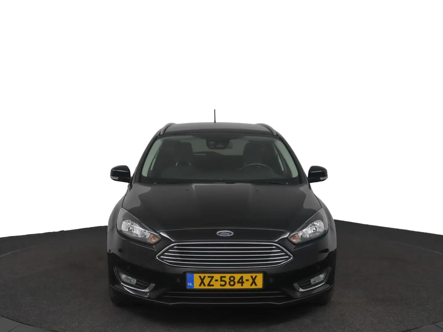 Ford Focus Wagon 1.0 Titanium | Navi | Cruise | Stoelverwarmi Zwart - 2