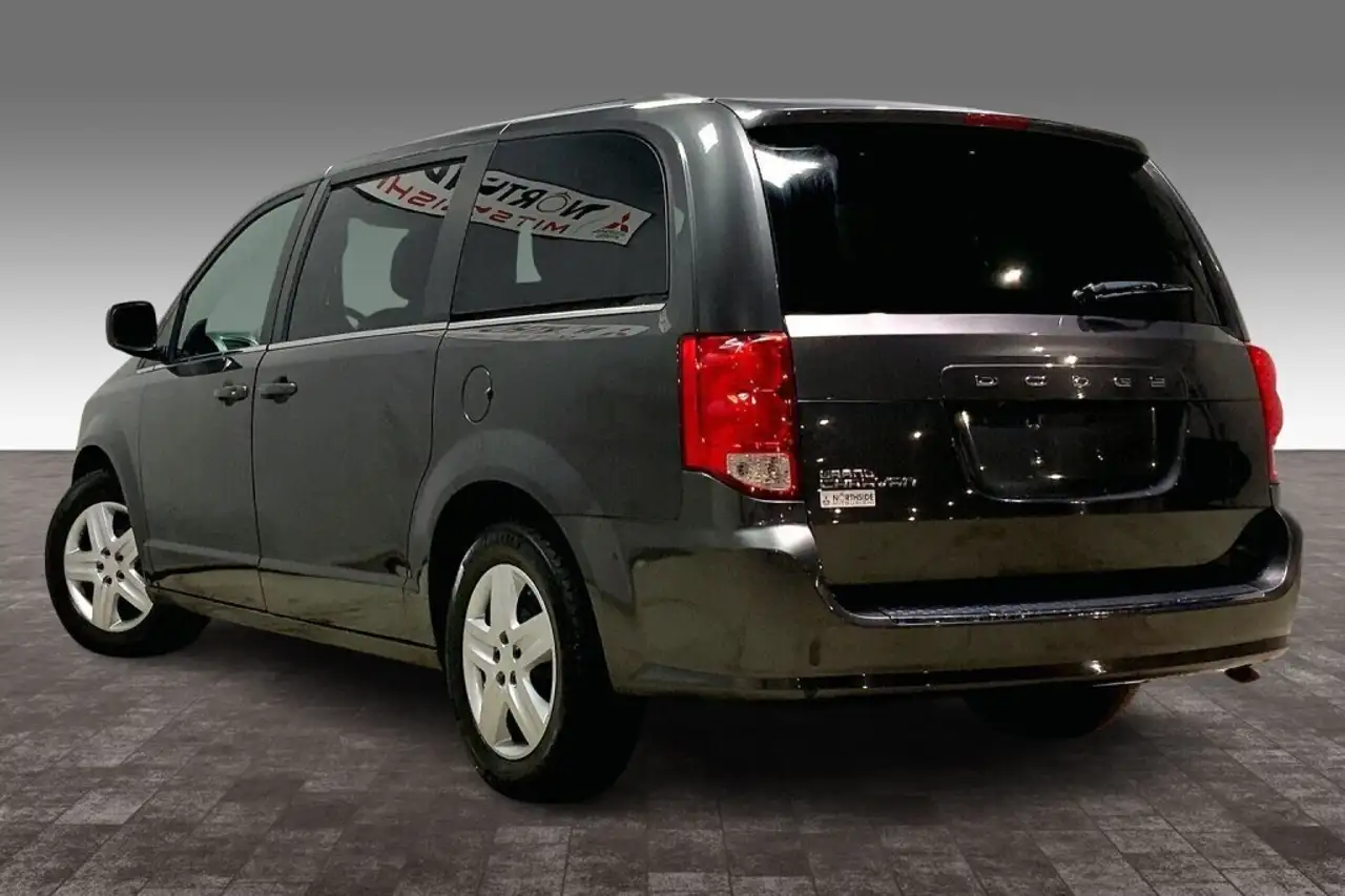 Dodge Grand Caravan снимка Dodge Grand Caravan