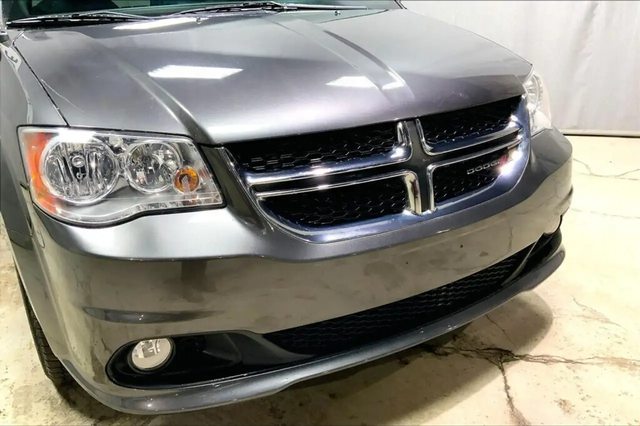 Dodge Grand Caravan снимка Dodge Grand Caravan