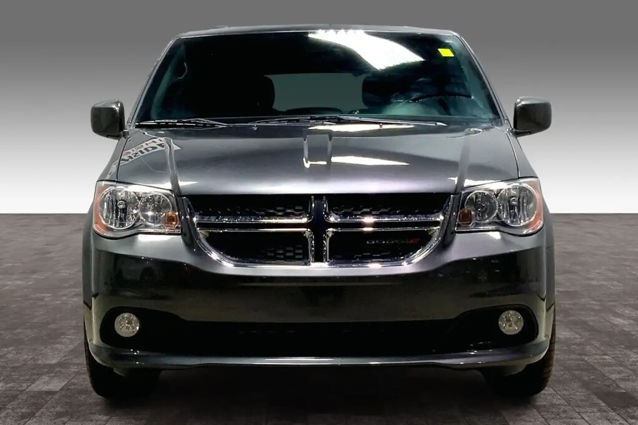 Dodge Grand Caravan снимка Dodge Grand Caravan