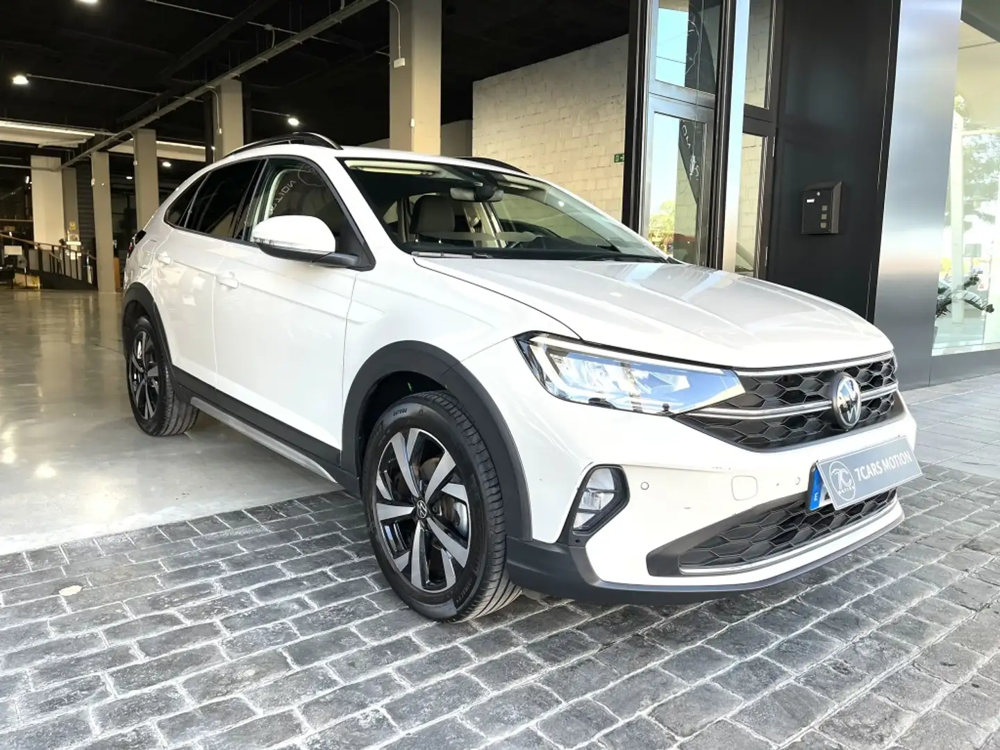 Volkswagen Taigo 1.0 TSI Más DSG 85kW Gris - 1