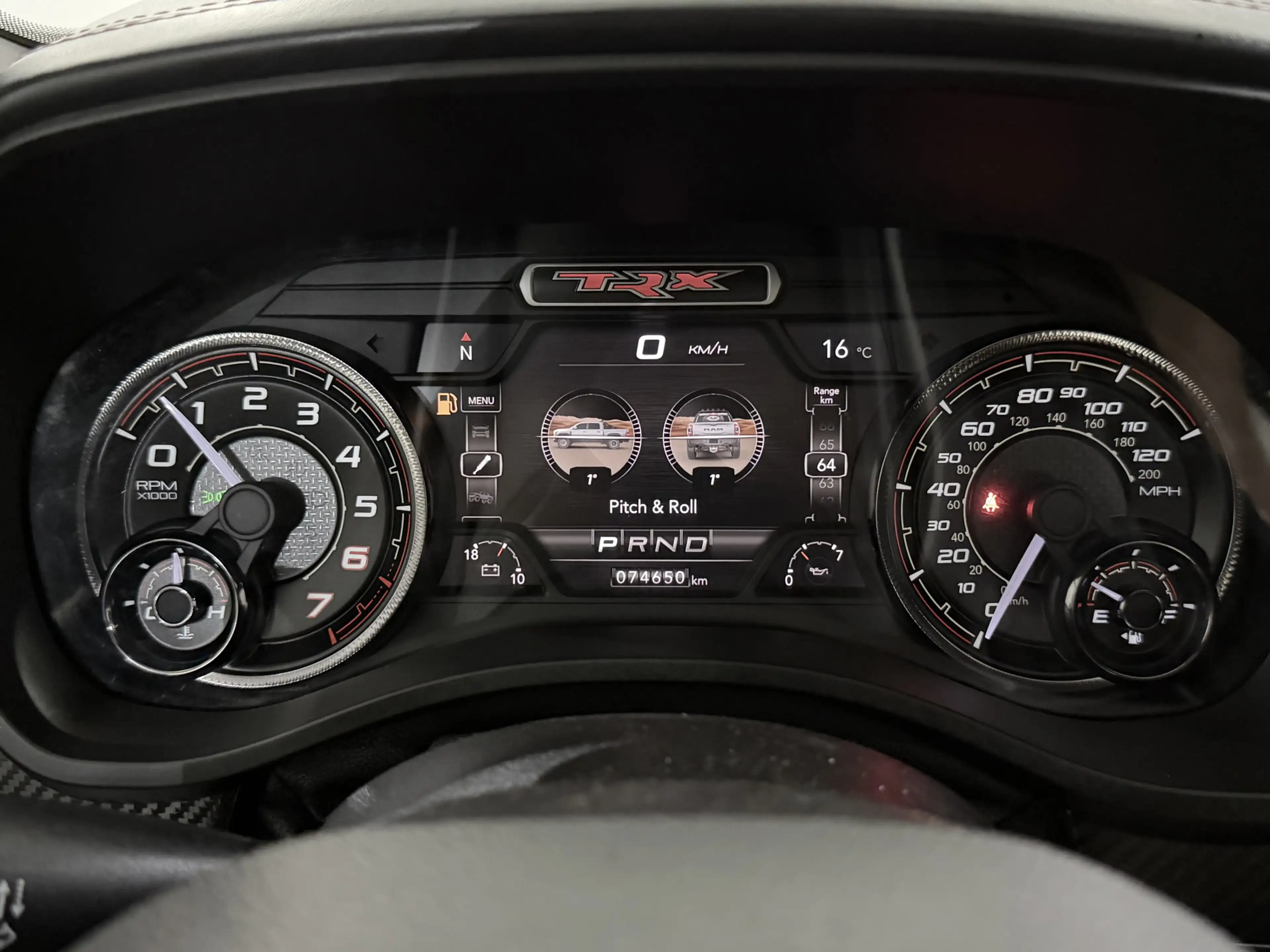 Dodge RAM 1500 6.2 V8 4x4 Crew Cab TRX 1e eigenaar Full opti — photo 38