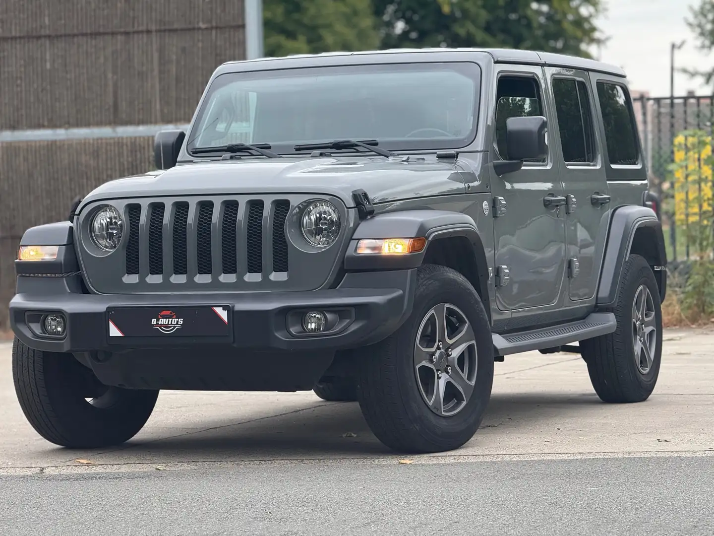 Jeep Wrangler Sarah 2.2 CRDi AWD Automatik Sport-Cabrio-BTW in Grijs - 1