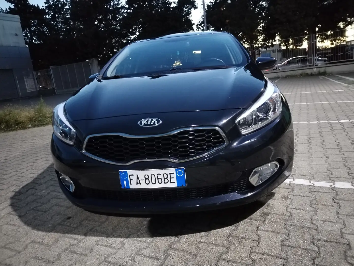 Kia Ceed / cee'd 1.6 crdi High Tech stop&go 128cv - 1
