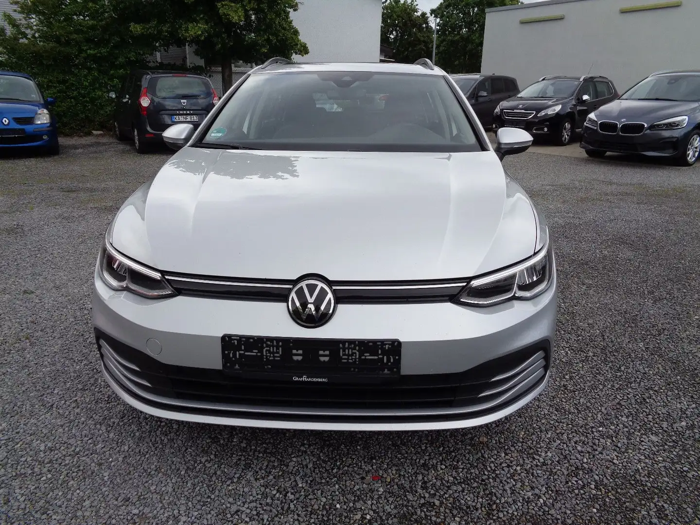 Volkswagen Golf VIII Variant Life Plateado - 2