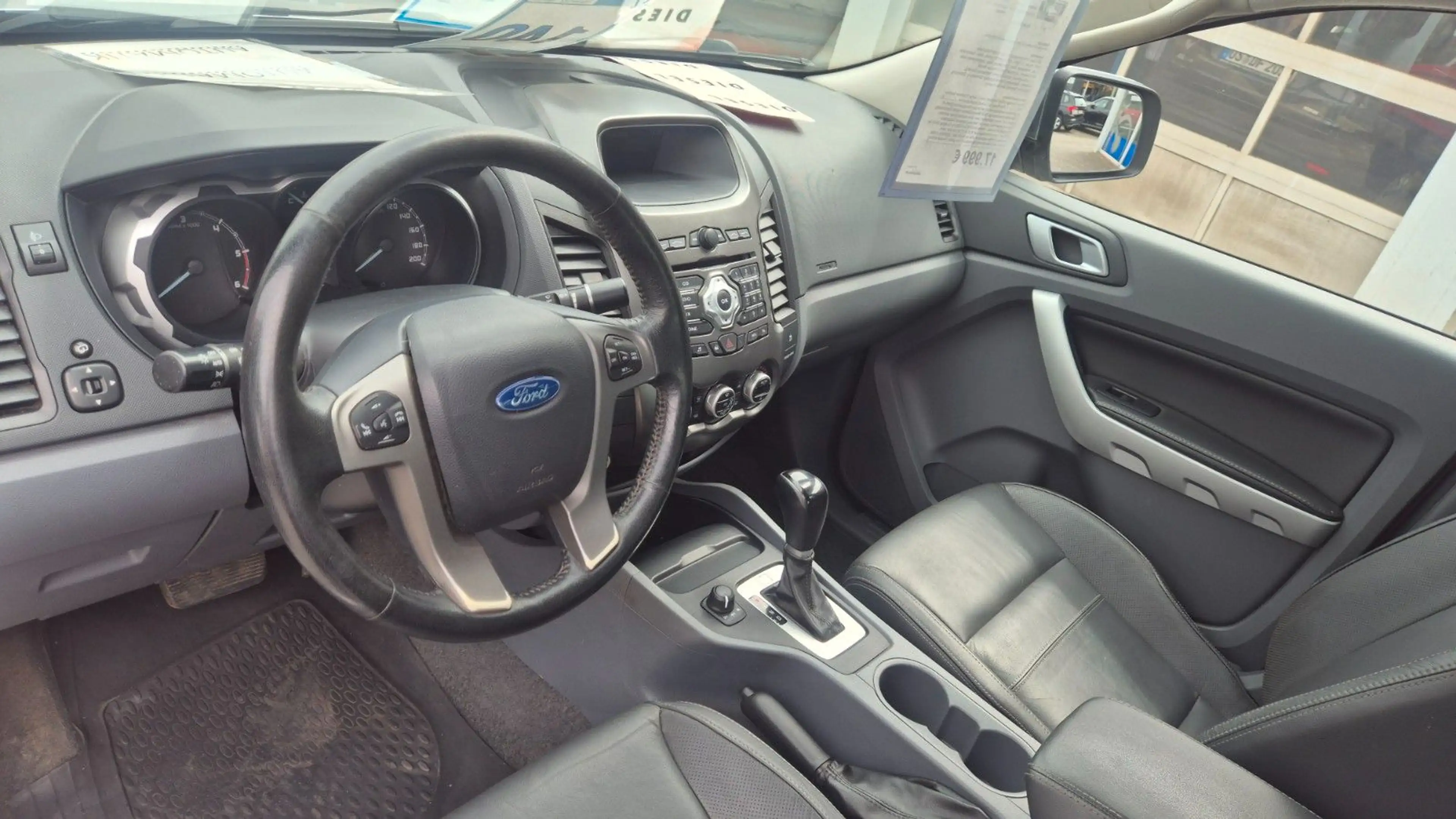 Ford Ranger Limited Doppelkabine 4x4 — photo 15