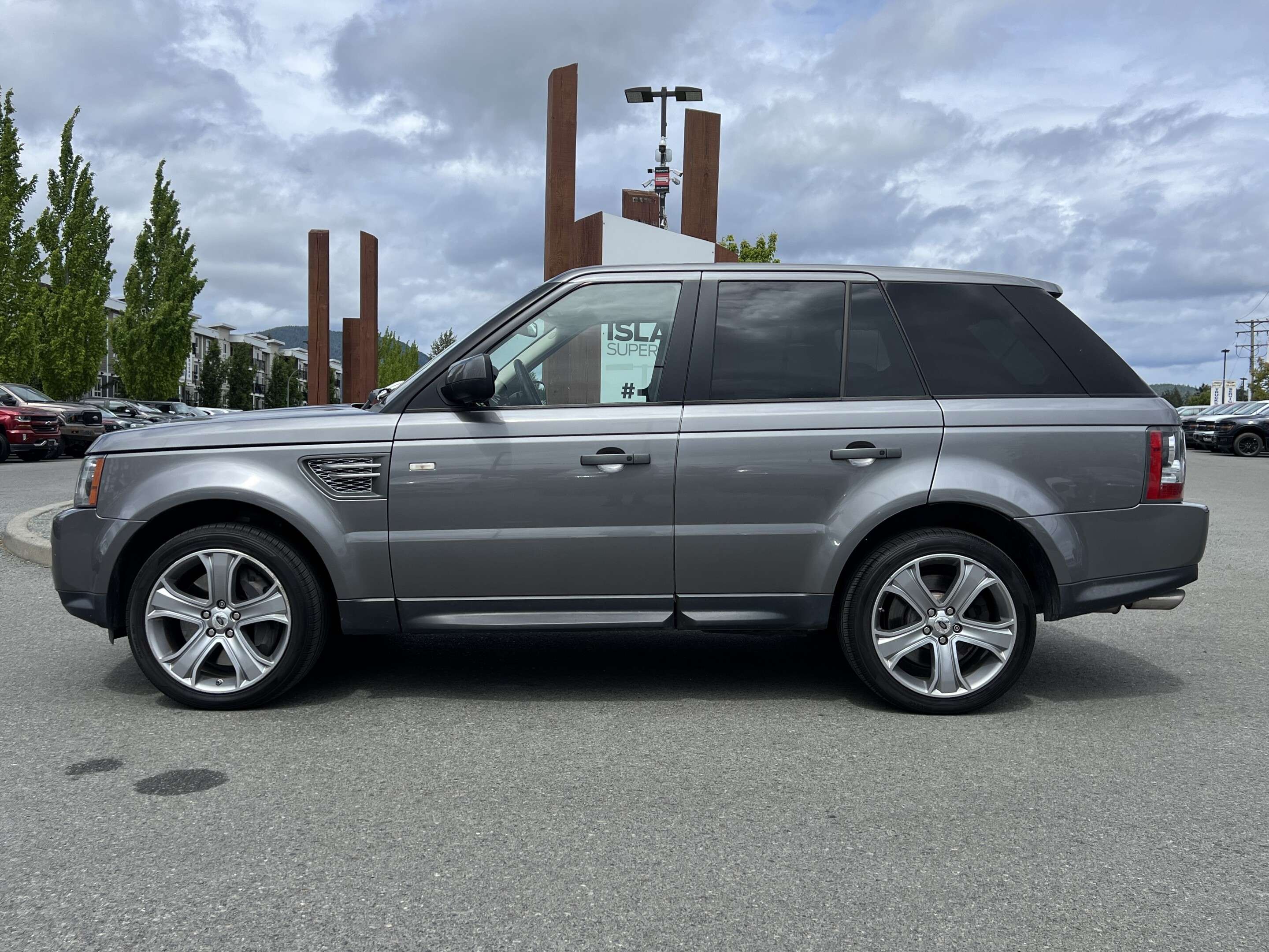 2011 Land Rover Range Rover Sport SC | Moonroof | Navigation | Dual Climate Control 5.0L 8 cyl alt 3