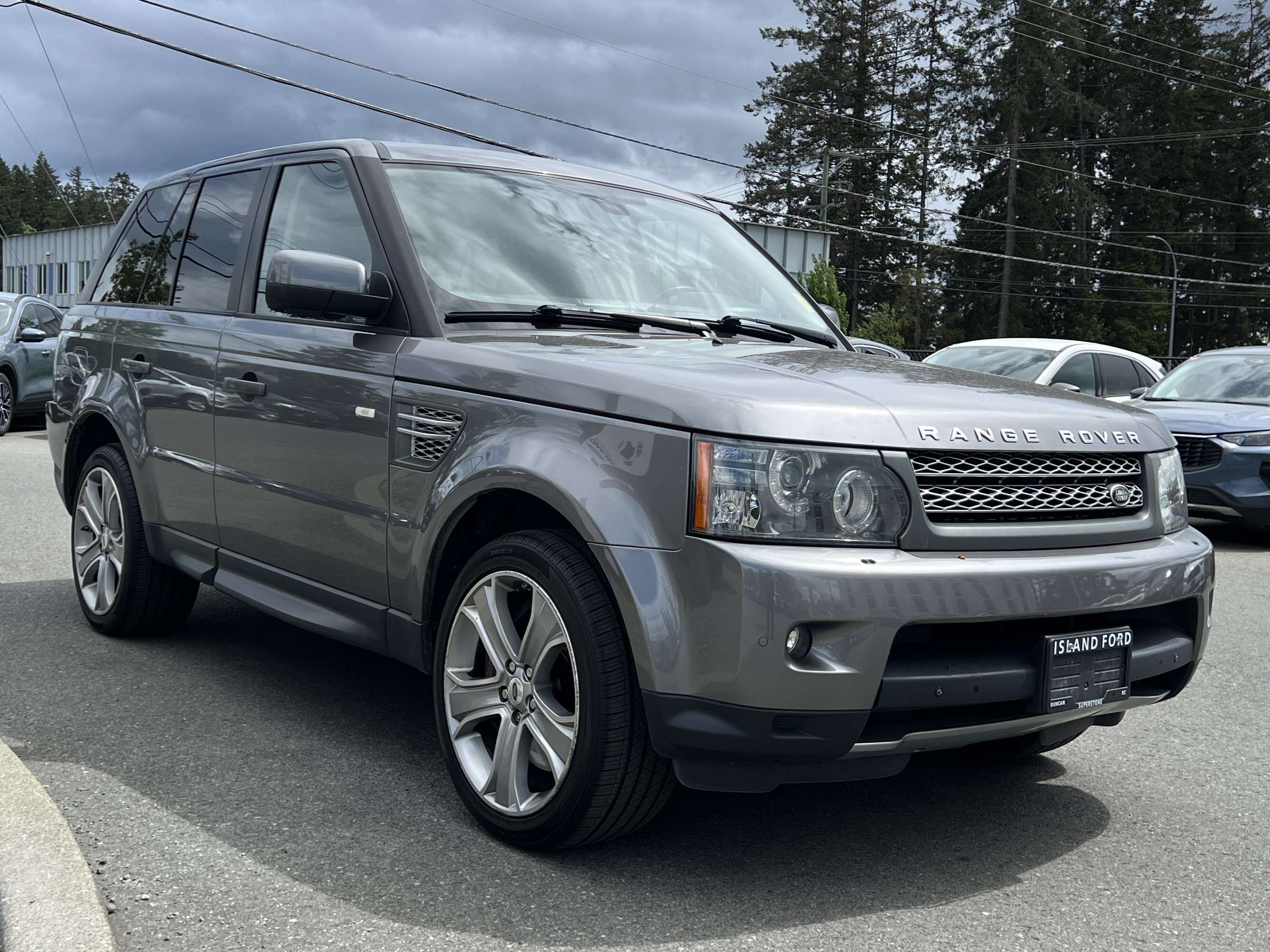 2011 Land Rover Range Rover Sport SC | Moonroof | Navigation | Dual Climate Control 5.0L 8 cyl thumb 10