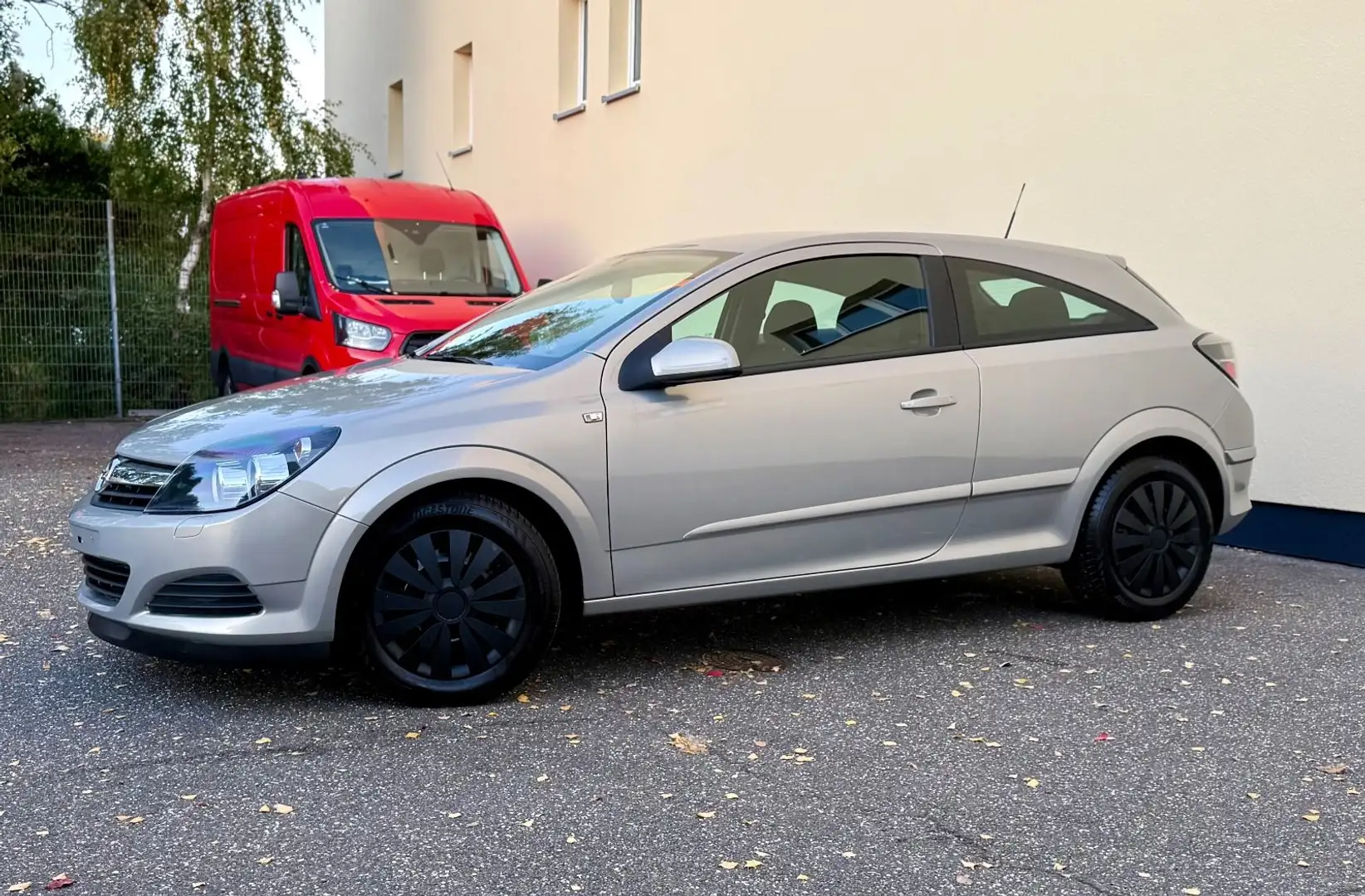 Opel Astra 1.8 GTC AUTOMATIK KLIMA TÜV & ZAHNRIEMEN N Silber - 2