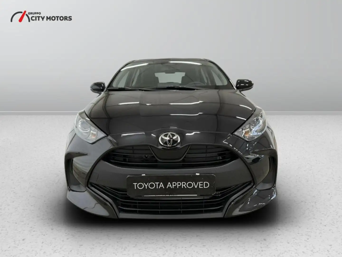 Toyota Yaris 1.5 hybrid Active Nero - 2