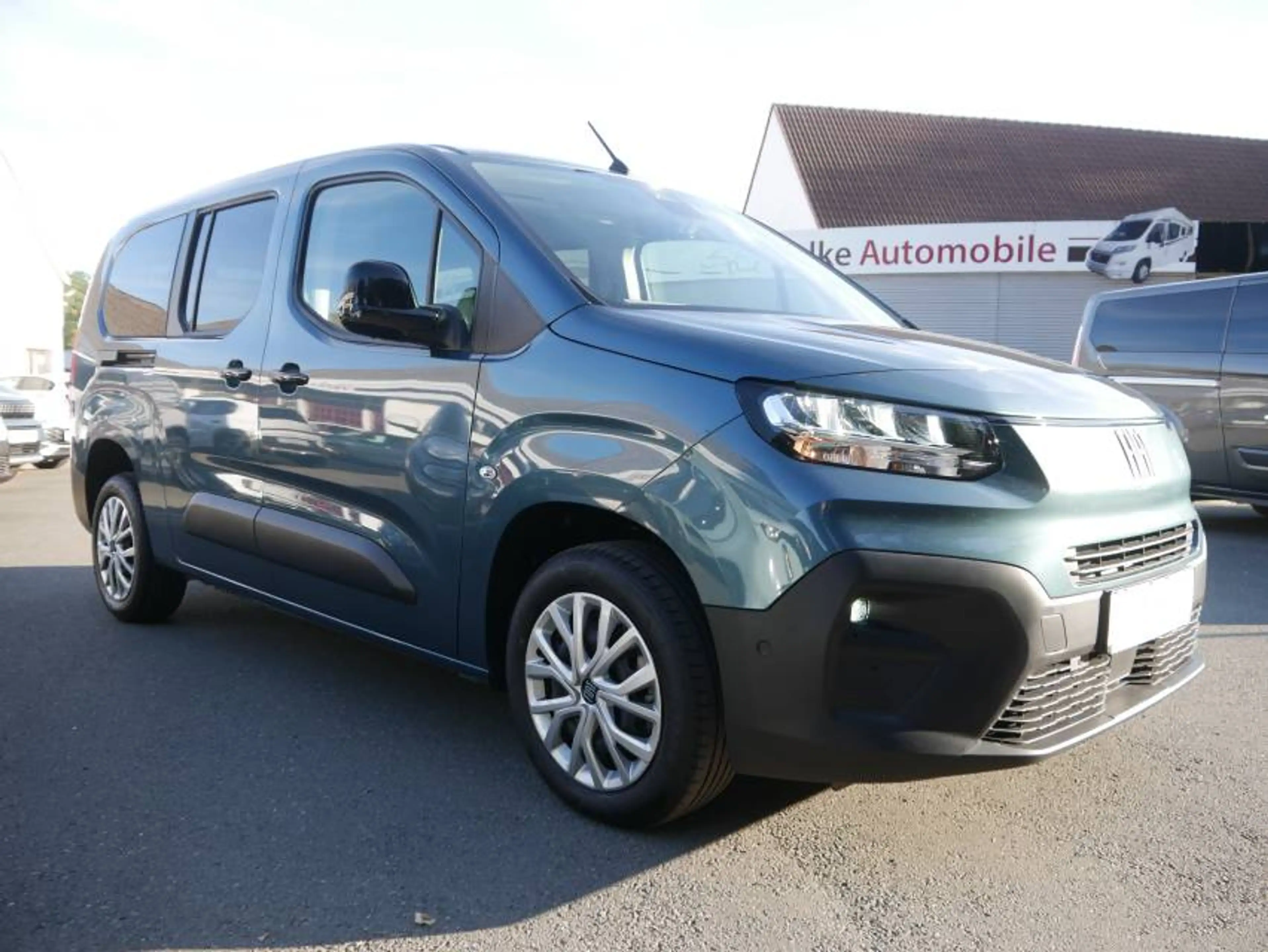 Fiat Doblo Kombi L2 7-Sitzer 1.5 HDi 131PS Automatik *VOLL!* — photo 5