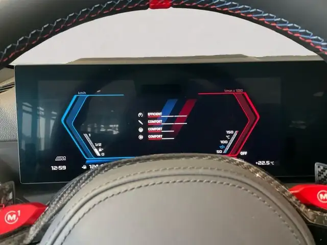 BMW M4 view 15