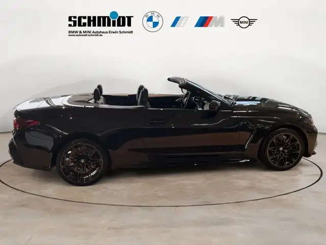 BMW M4 view 7
