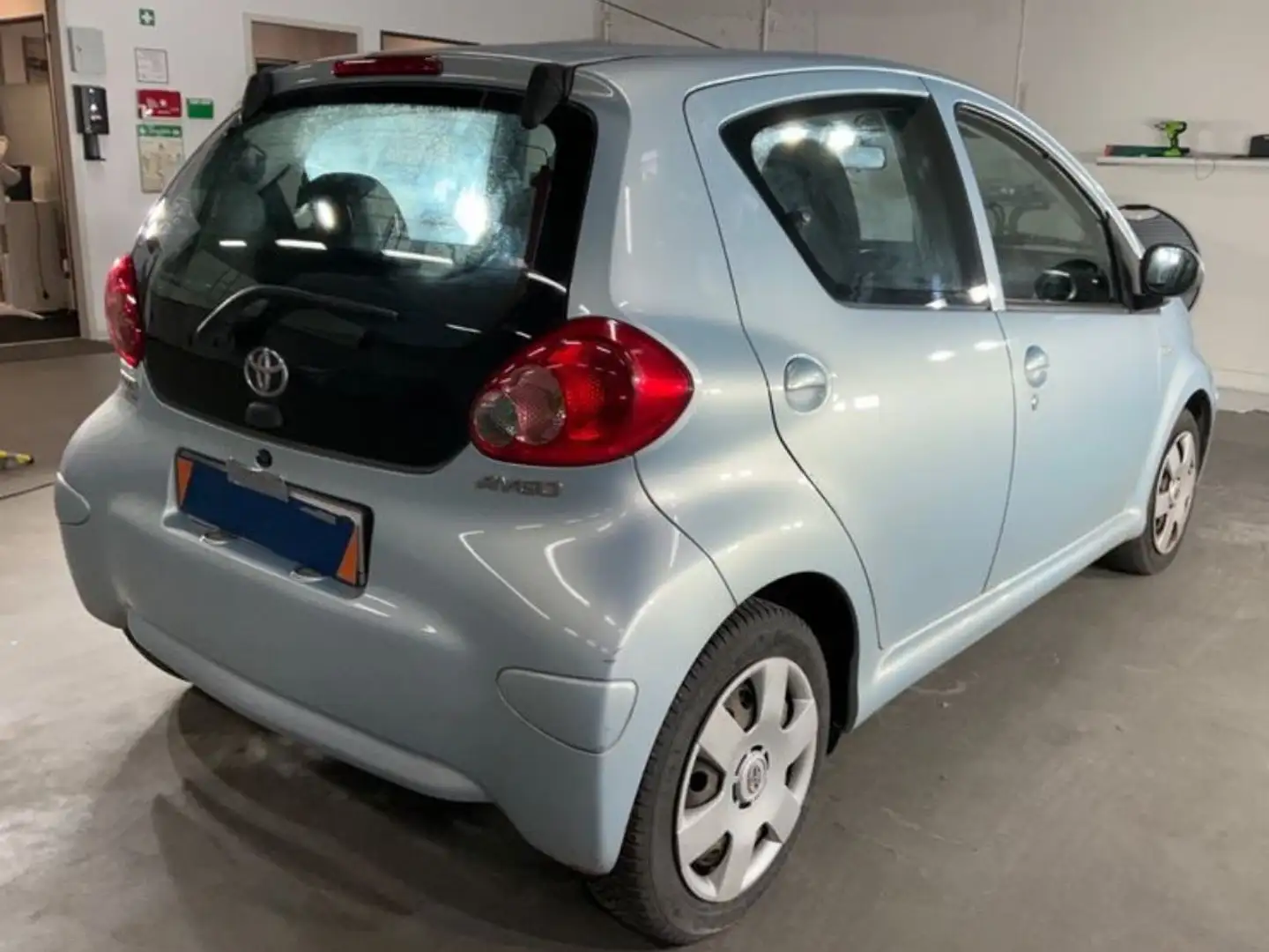 Toyota Aygo City Blau - 2