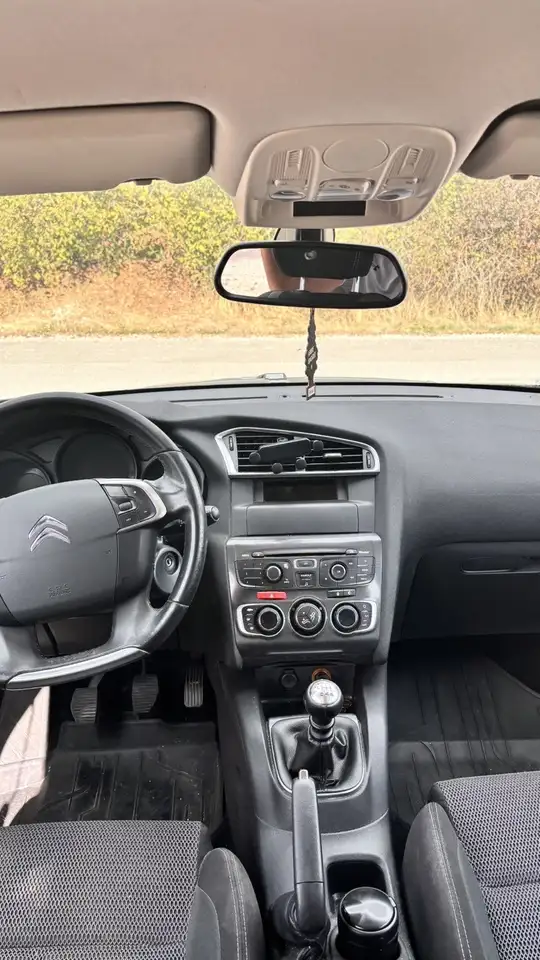 Citroen C4 Berline — photo 6