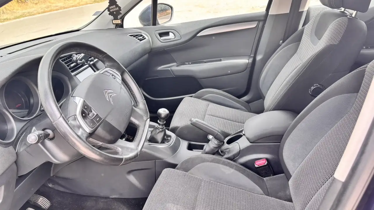 Citroen C4 Berline — photo 8