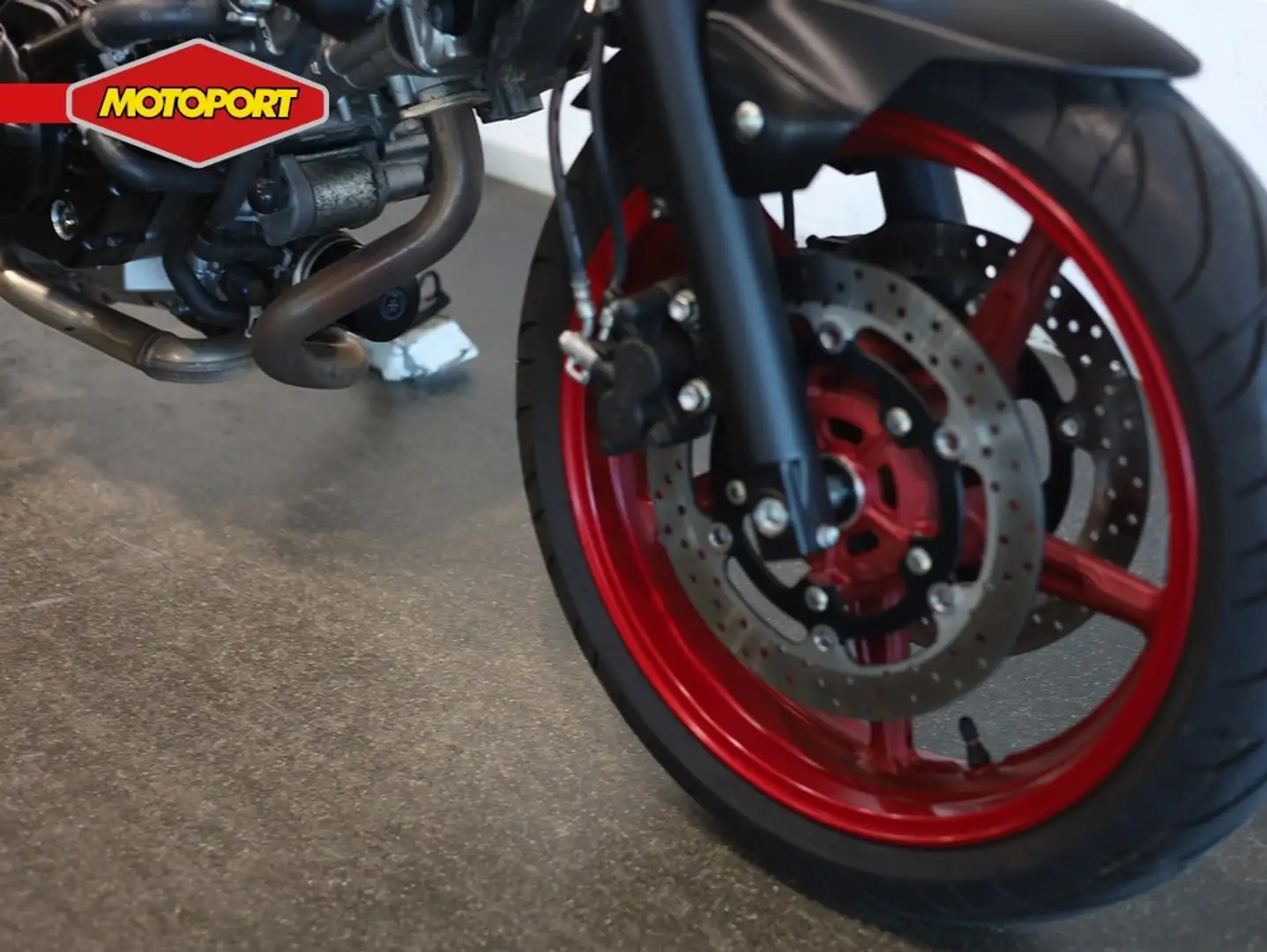 Suzuki SV 650 Červená - 2