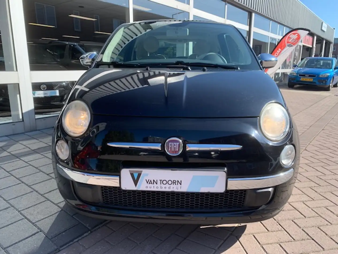 Fiat 500 1.2 Lounge, automaat, electrisch schuif/kanteldak. Noir - 2