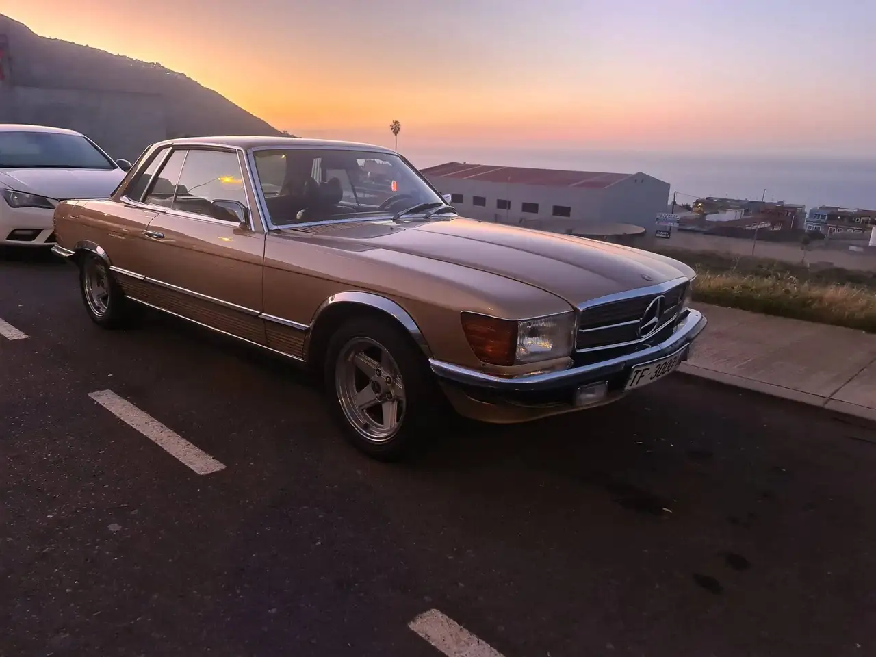 Mercedes-Benz SLC 350 C107, foto 7