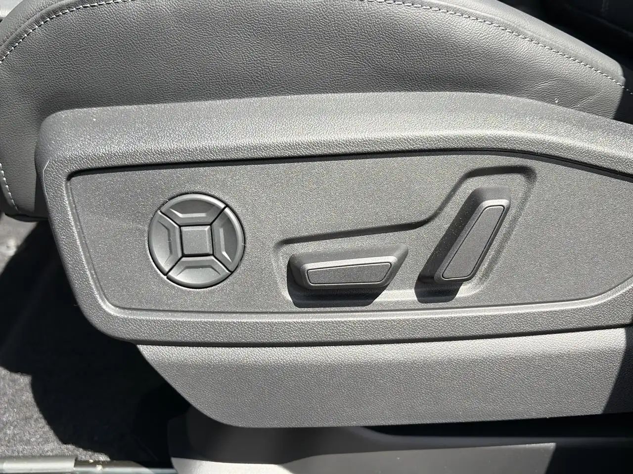 Audi Q5 снимка Audi Q5