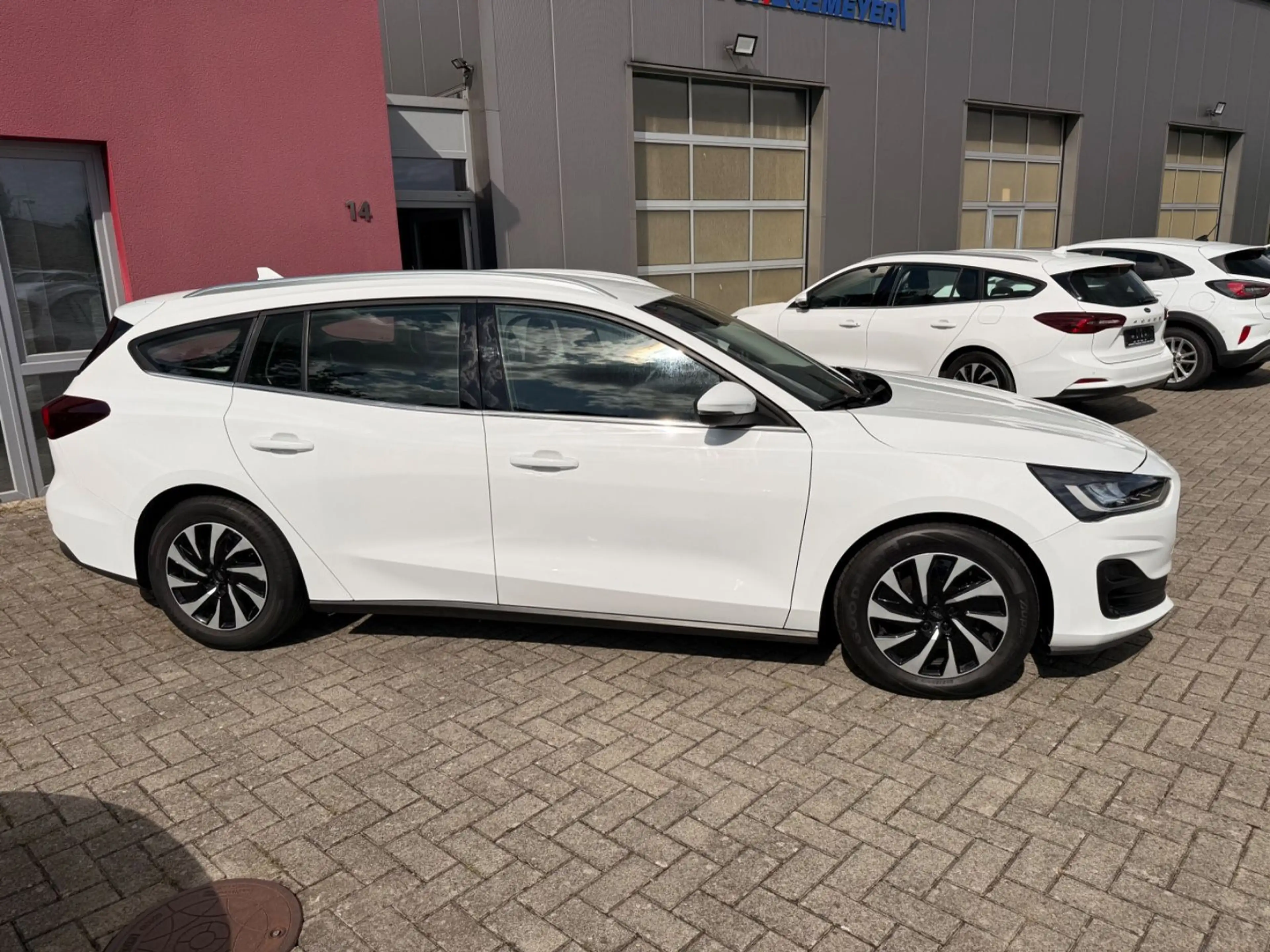 Ford Focus Turnier Titanium Automatik — photo 8