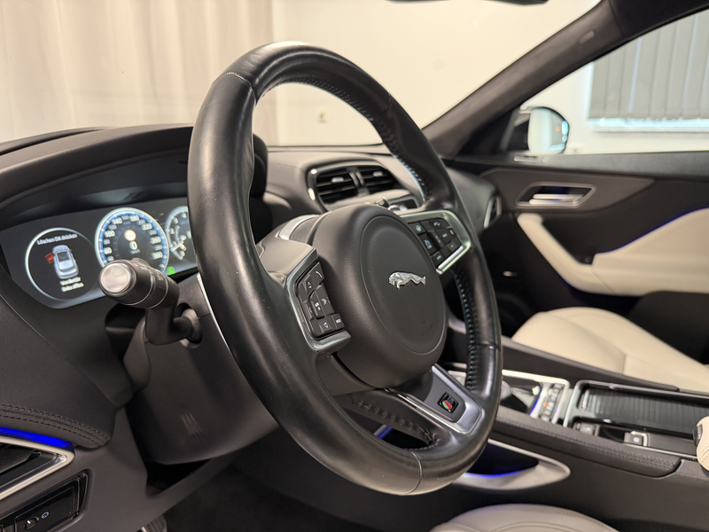 Jaguar F-Pace S AWD First Edition Standheiz. HUD LED — photo 11