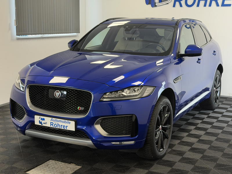 Jaguar F-Pace S AWD First Edition Standheiz. HUD LED — photo 2
