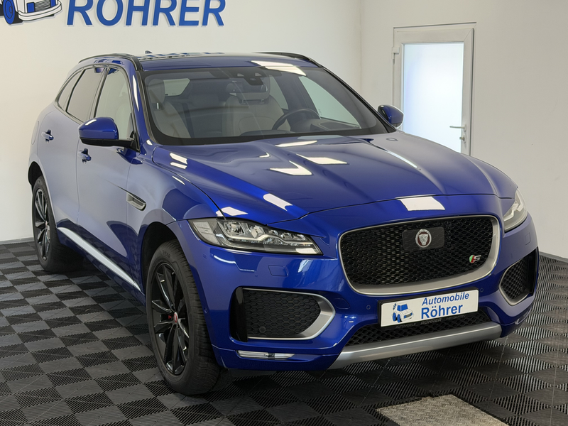 Jaguar F-Pace S AWD First Edition Standheiz. HUD LED — photo 4