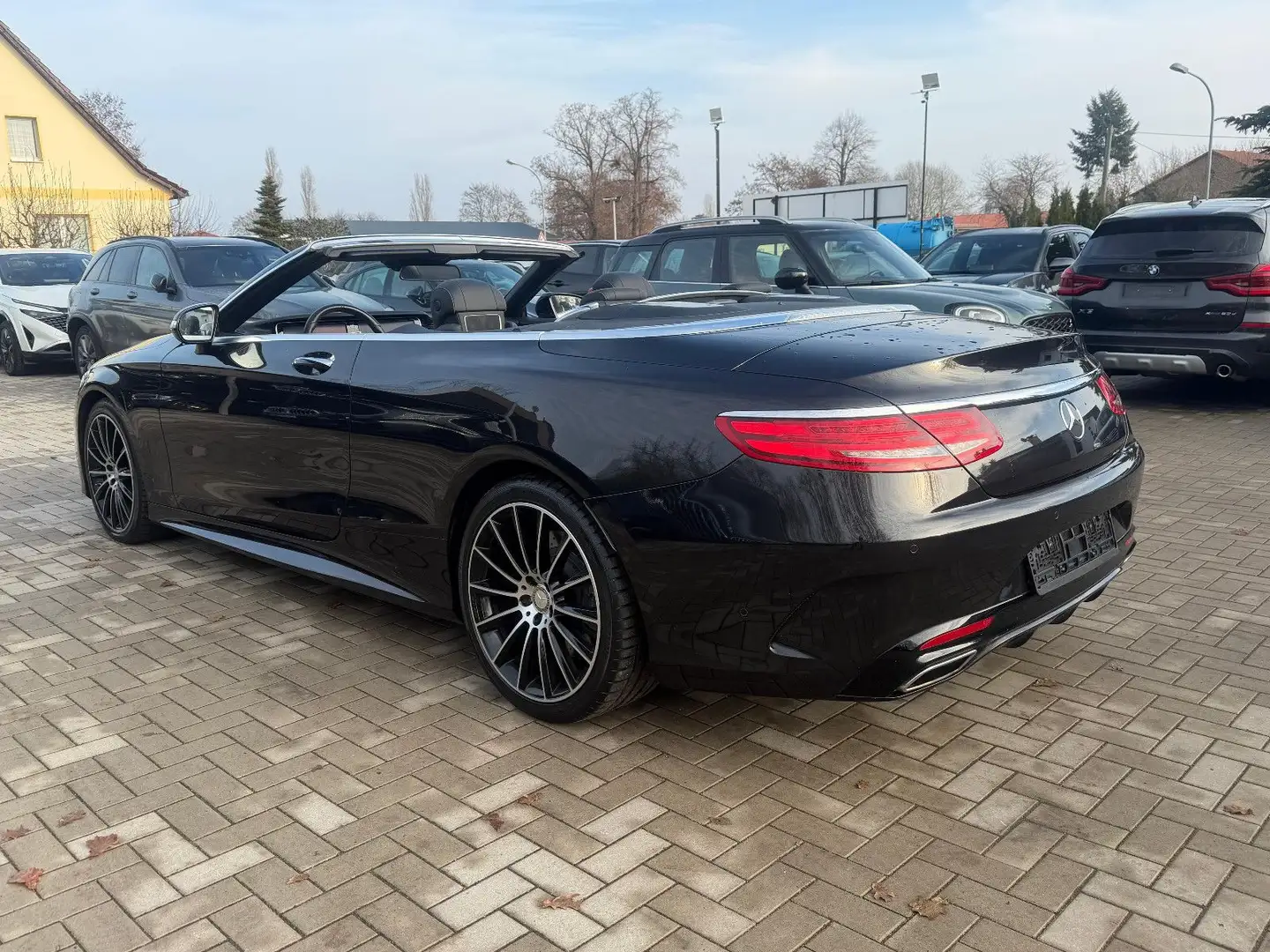 Mercedes-Benz S 500 Cabriolet AMG Line*HUD*S.Close*ILS*360°Kam Schwarz - 2