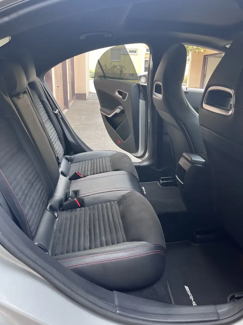Mercedes-Benz CLA 200 AMG Line 7G-DCT - 1