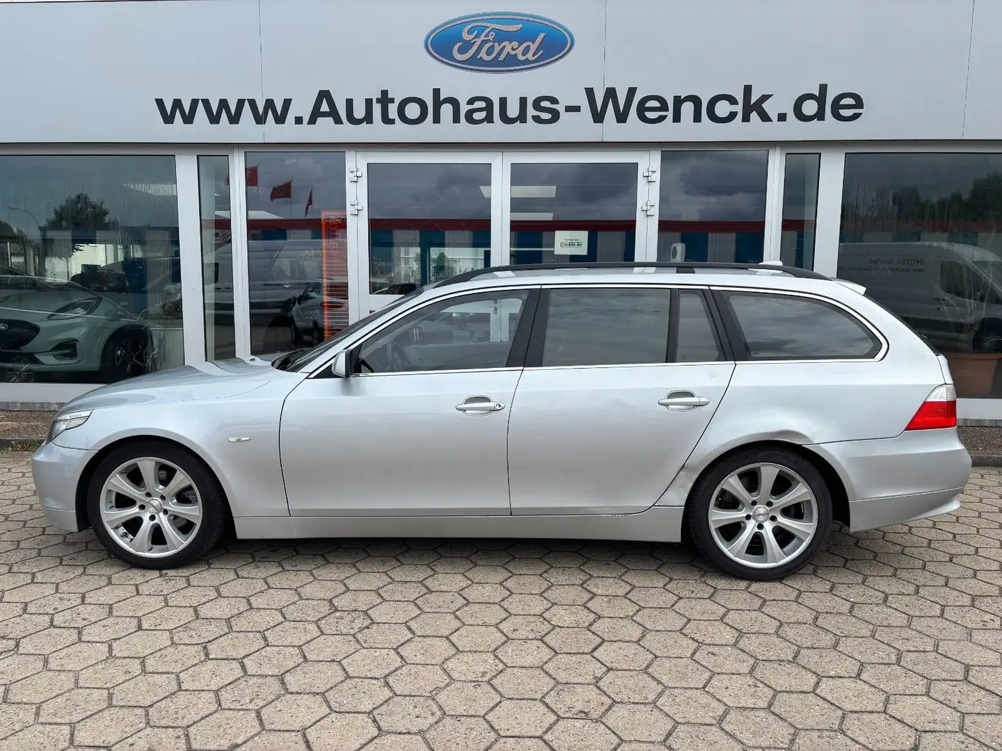BMW 523 i*4.HAND*KLIMA*EDER*AUTOMATIK*XENON* Silber - 1