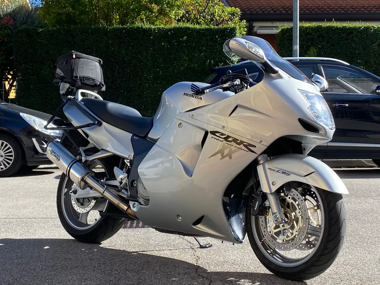 Honda CBR 1100 CBR 1100 XX Gri - 1