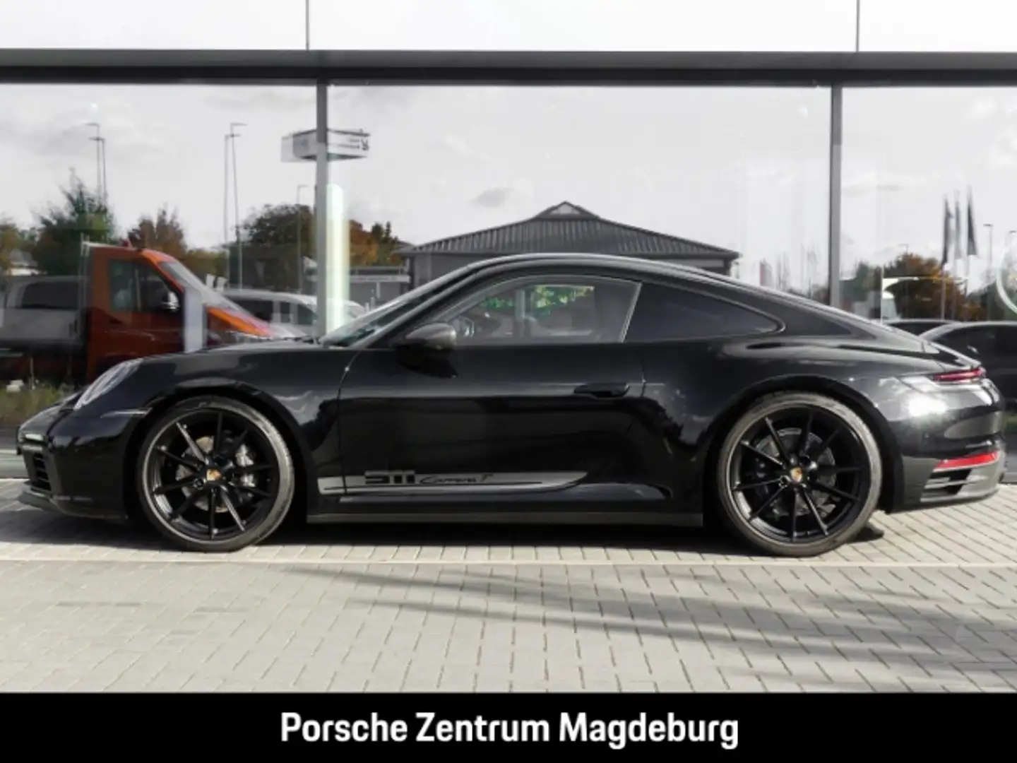 Porsche 992 (911) Carrera T*BOSE*PDLS+*ACC*SHZ* Schwarz - 2
