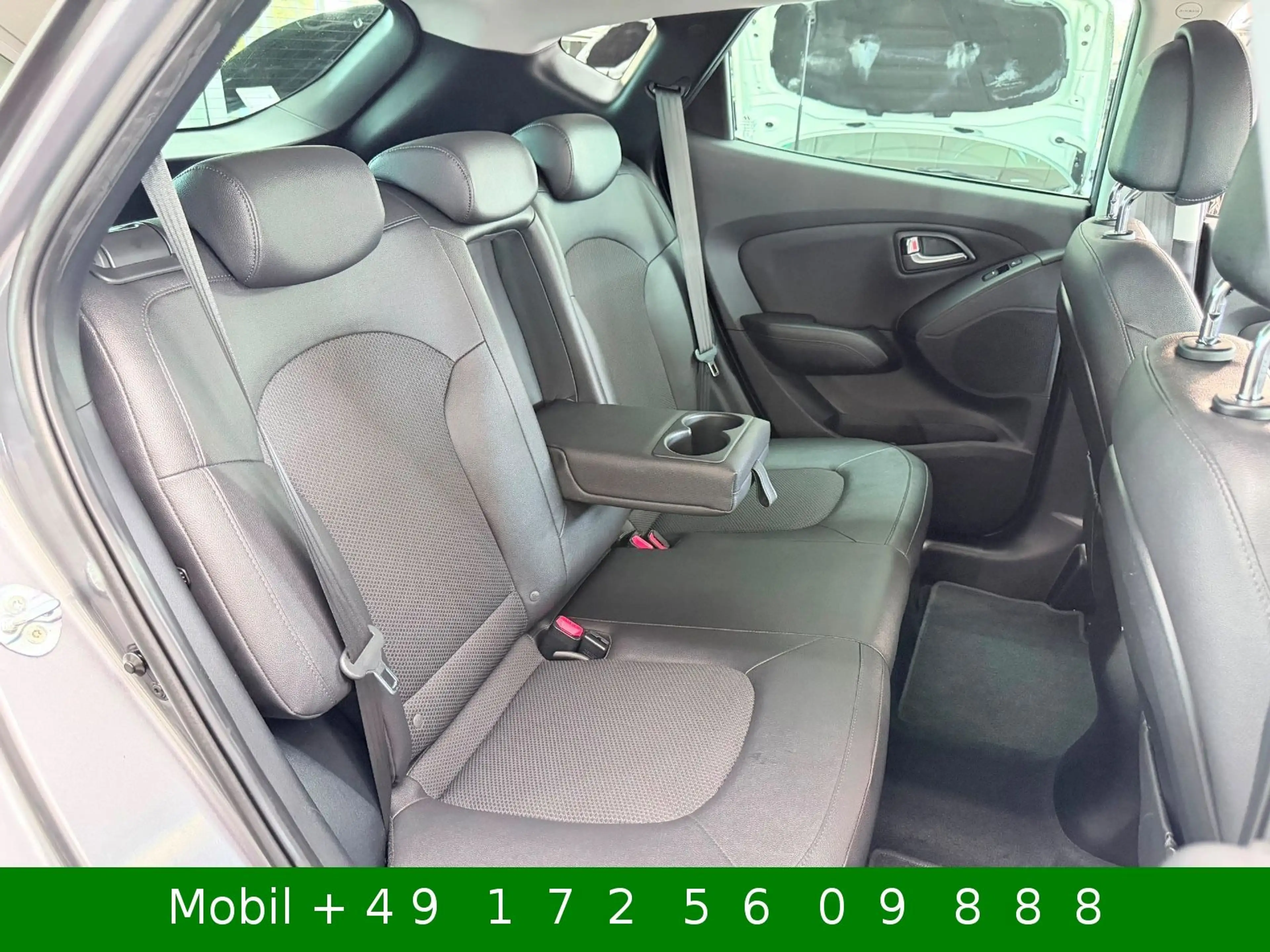Hyundai iX35 2.0 135 World Cup GOEdition AHK Leder Xenon — photo 12