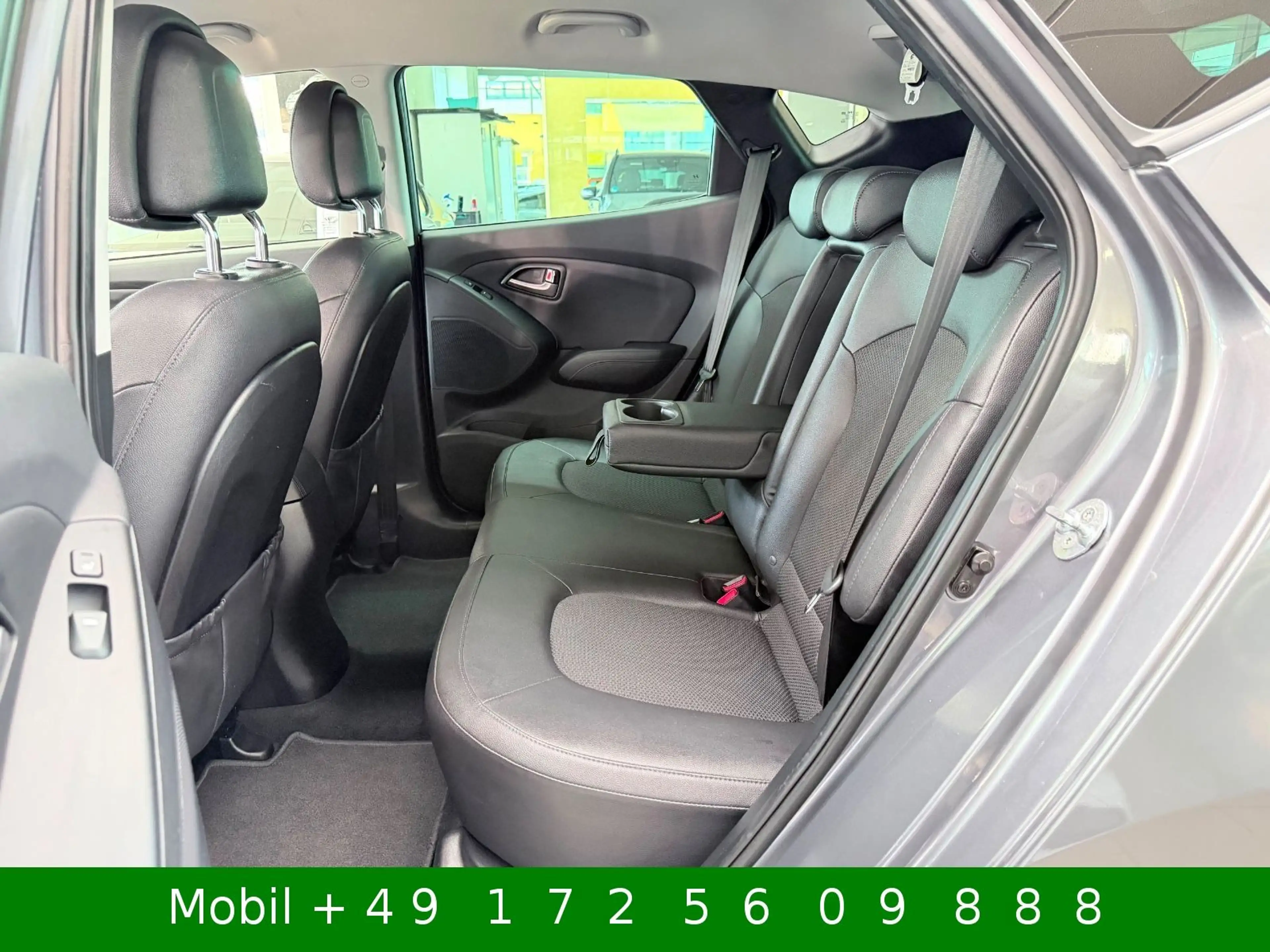 Hyundai iX35 2.0 135 World Cup GOEdition AHK Leder Xenon — photo 11