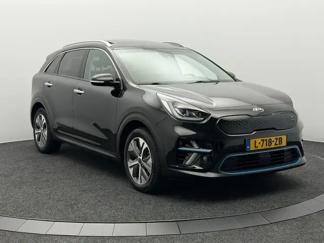 Kia E-Niro view 4