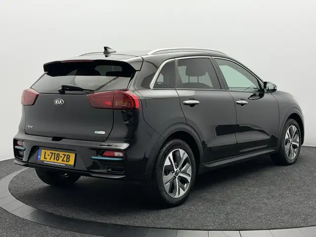 Kia E-Niro view 6