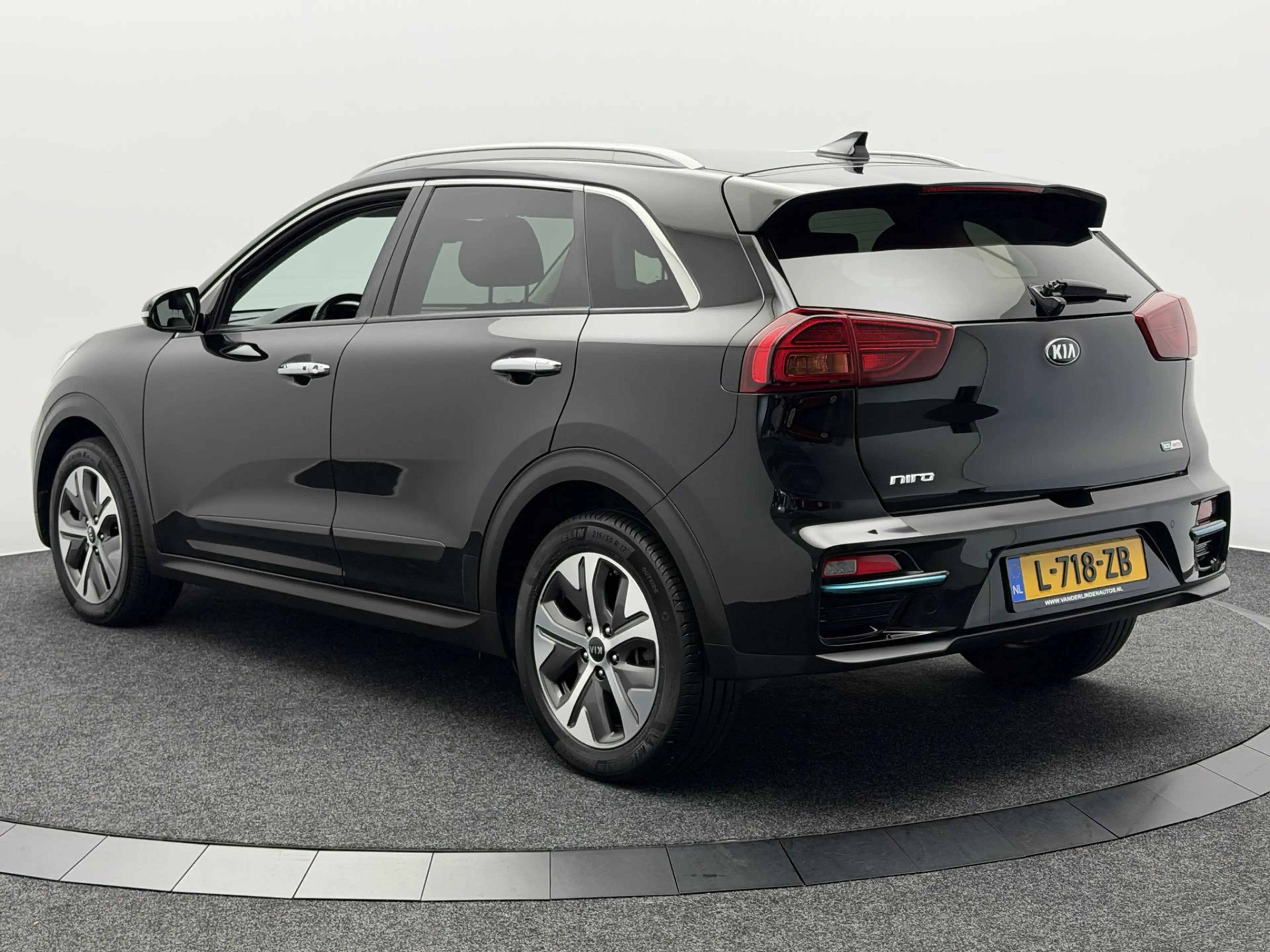 Kia e-Niro ExecutiveLine 64 kWh | SoH 95% | Schuif/Kanteldak — photo 8