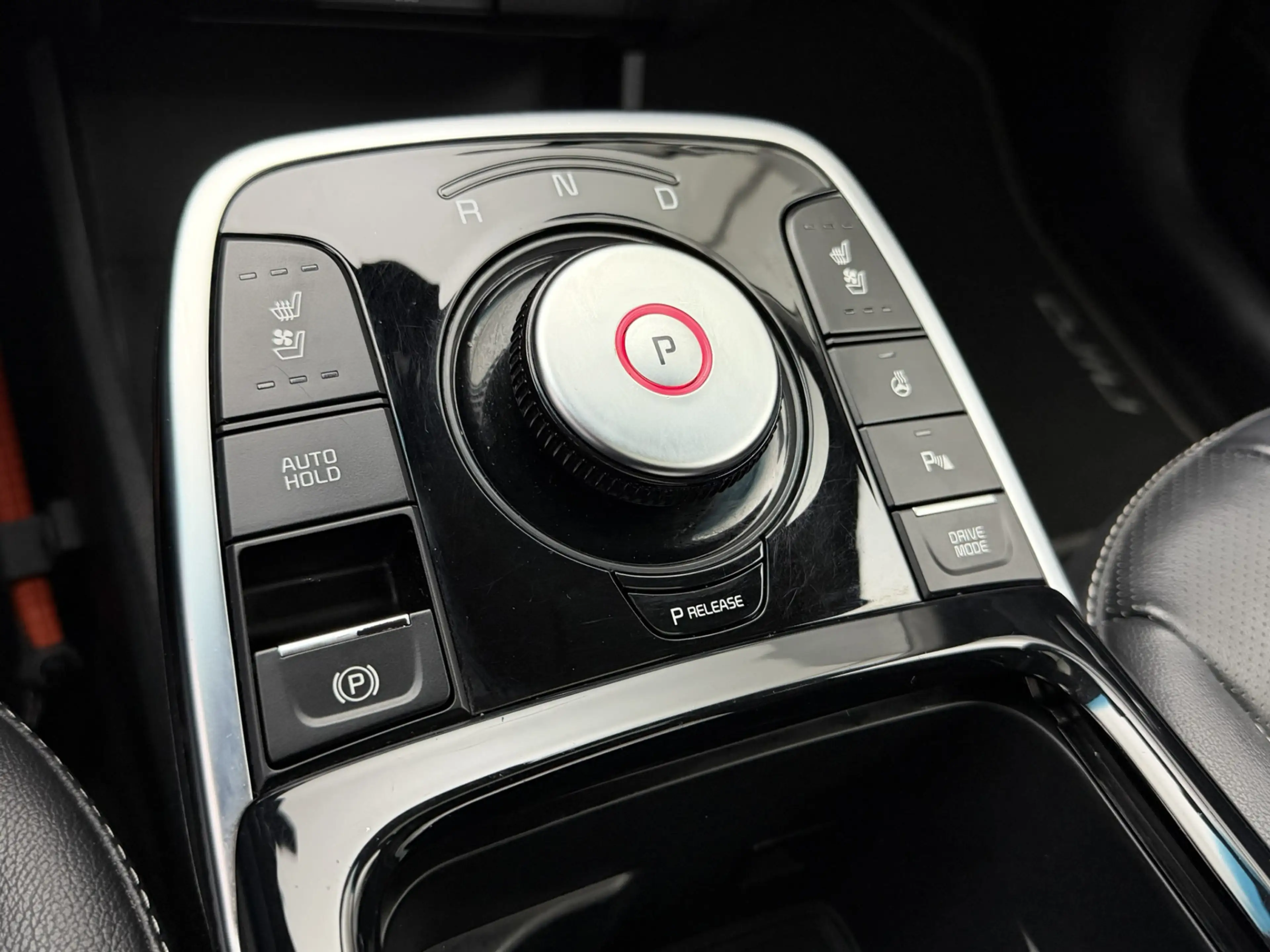 Kia e-Niro ExecutiveLine 64 kWh | SoH 95% | Schuif/Kanteldak — photo 22