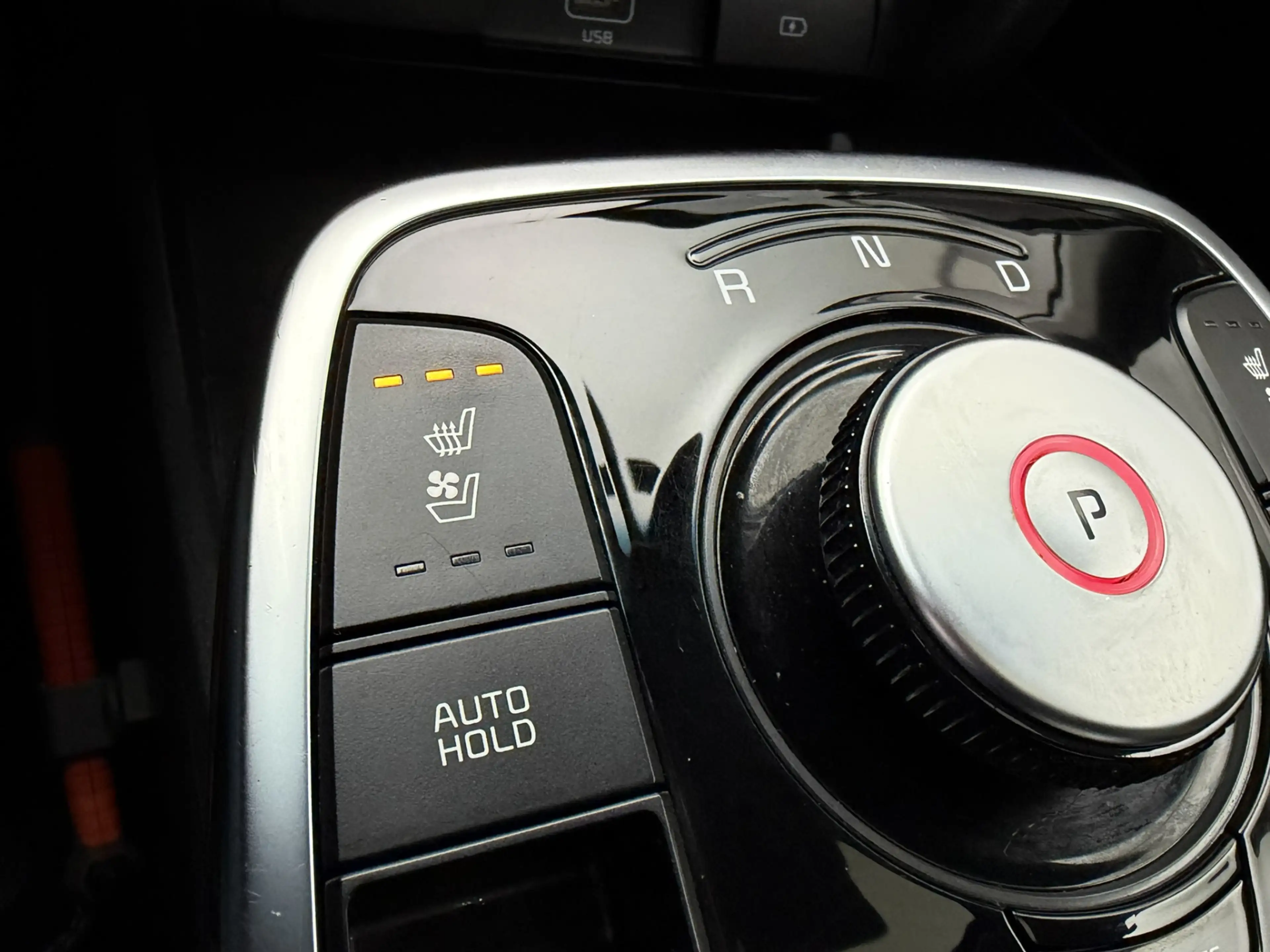 Kia e-Niro ExecutiveLine 64 kWh | SoH 95% | Schuif/Kanteldak — photo 23