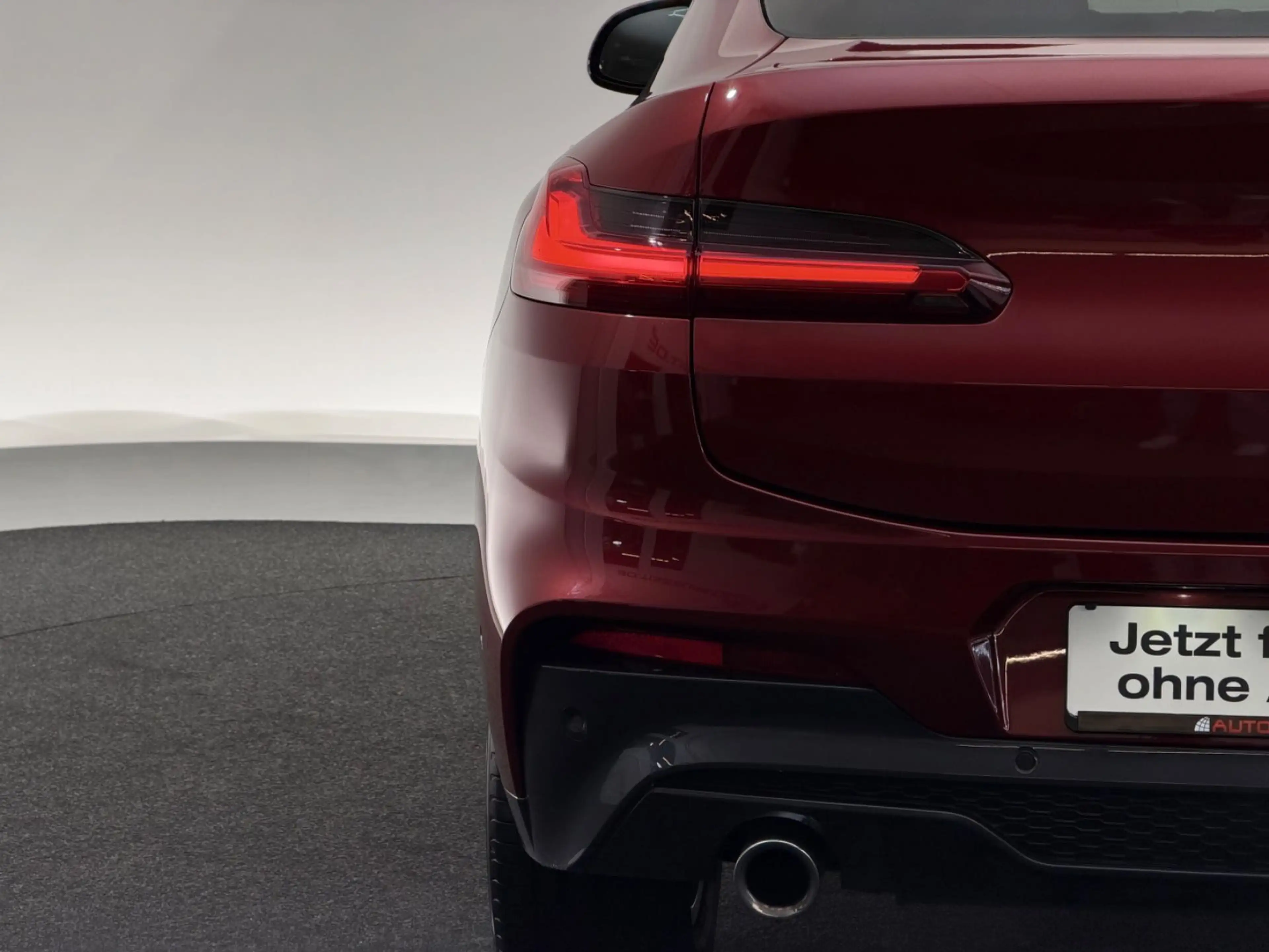 BMW X4 xDrive20i*M SPORT*LED-PANO-HUD-RKAM-SHZ-TEMPO — photo 10